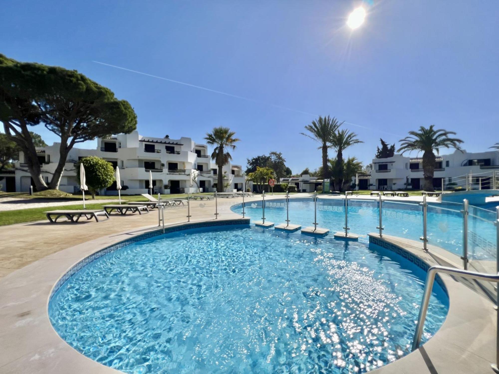 Balaia Golf Vilage 3 With Pool By Homing Appartement